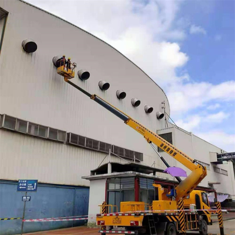 修武高空作业车出租服务：专业广告牌安装解决方案