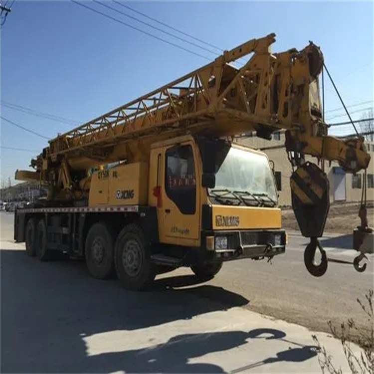 修武哪里有专业吊车出租